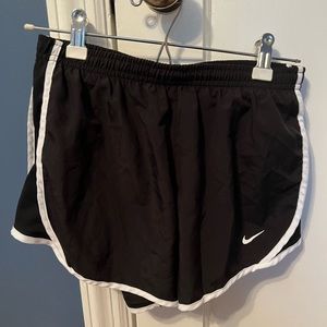 Black Nike shorts